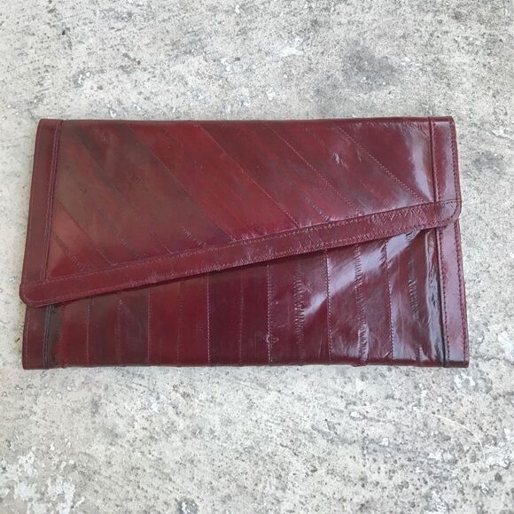 Lee Sands clutch   - Picture 1 of 5